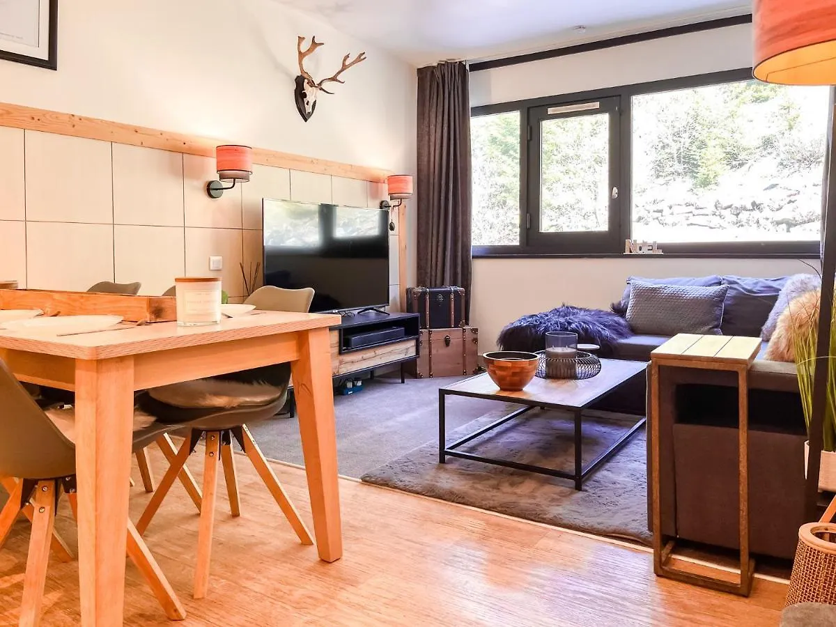 Large 2-Bedroom Apartment, Centre Of Flaine Foret